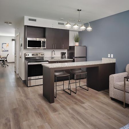 Stayapt Suites College Station Брайан Екстер'єр фото